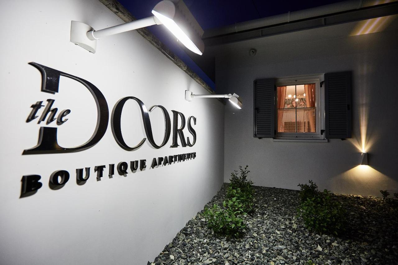 The Doors Boutique Apartments Mosonmagyarovar Exterior photo